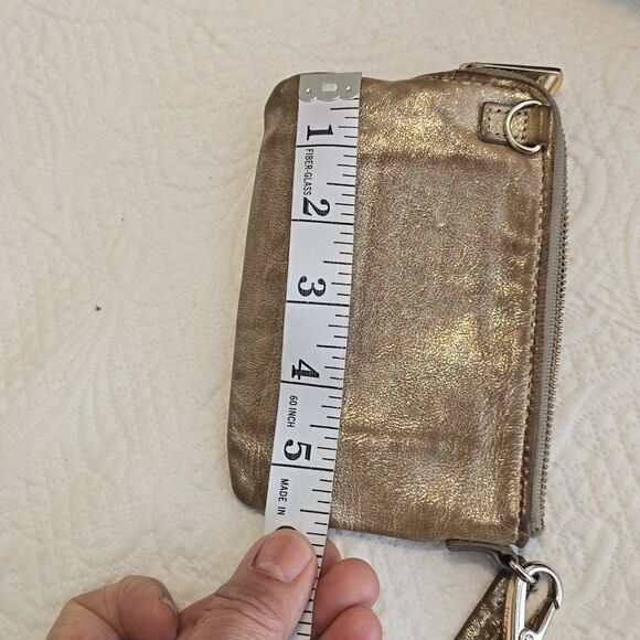 Fossil Metallic Leather Zip Around Wallet Wristlet Gold - Picture 6 of 7